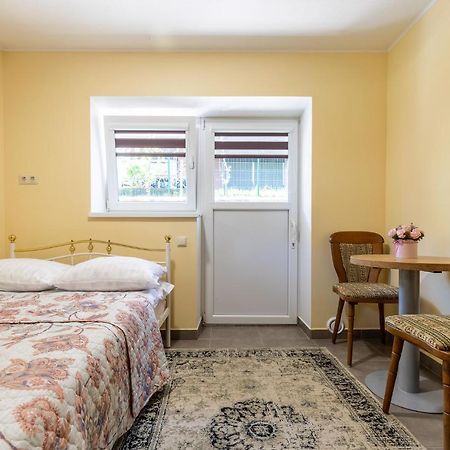 Zuvedru 48 Hotel Sventoji Bagian luar foto